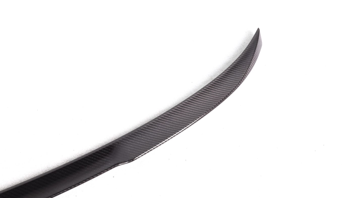 Bakspoiler V-Style Torrkolfiber – BMW 2-serie / M2 (G42)